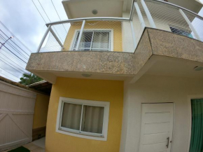 Casa de 4 quartos a 300m da areia praia do Foguete